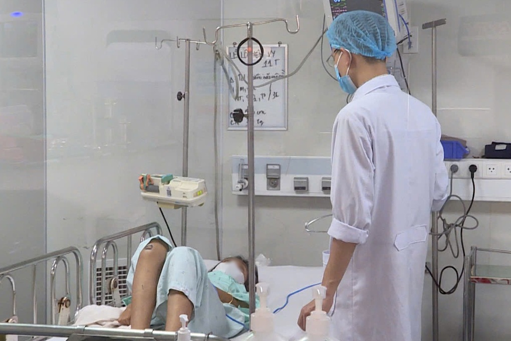 TPHCM ghi nhận hơn 9.100 ca mắc tay chân miệng, 6 người nhiễm não mô cầu - 3 TPHCM ghi nhận hơn 9.100 ca mắc tay chân miệng, 6 người nhiễm não mô cầu - 3