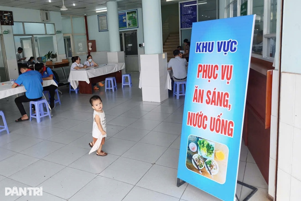 TPHCM khám sức khỏe miễn phí toàn dân: Các bệnh viện, trạm y tế vào cuộc - 3 TPHCM khám sức khỏe miễn phí toàn dân: Các bệnh viện, trạm y tế vào cuộc - 3