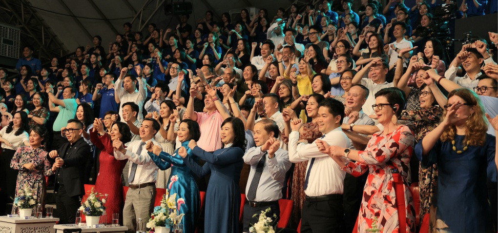 Mỗi gia đình là tuyến phòng thủ đầu tiên bảo vệ sức khỏe - 2 Mỗi gia đình là tuyến phòng thủ đầu tiên bảo vệ sức khỏe - 2