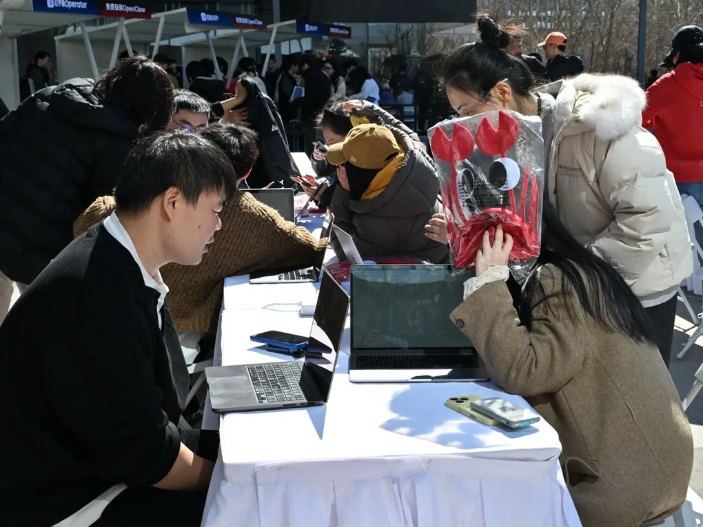 Làn sóng AI đe dọa việc làm, trào lưu buông xuôi lan rộng ở Trung Quốc - 1