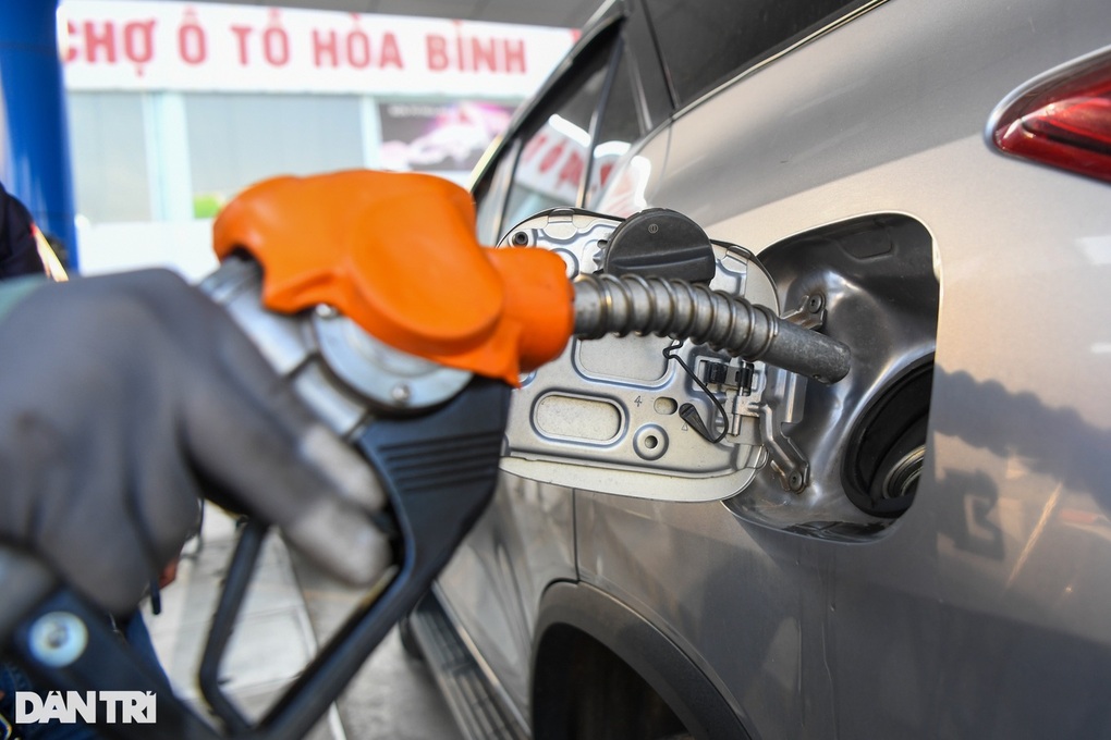 Lo buôn lậu xăng dầu qua biên giới, Bộ Công Thương hỏa tốc ngăn chặn - 1