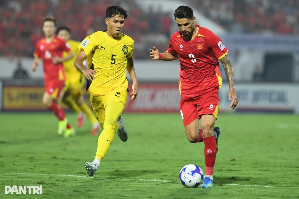 CLB Malaysia chi đậm để chiêu mộ Hoàng Hên - 1