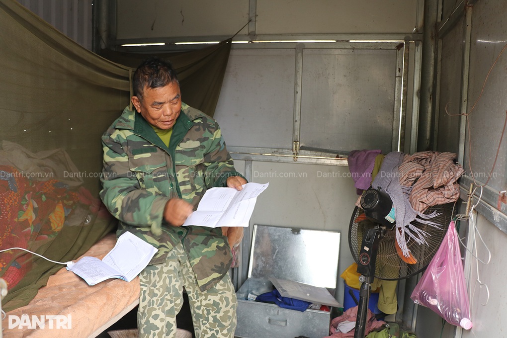 Cảnh cùng cực của người đàn ông chống chọi bệnh suy thận trong “hộp tôn” - 3