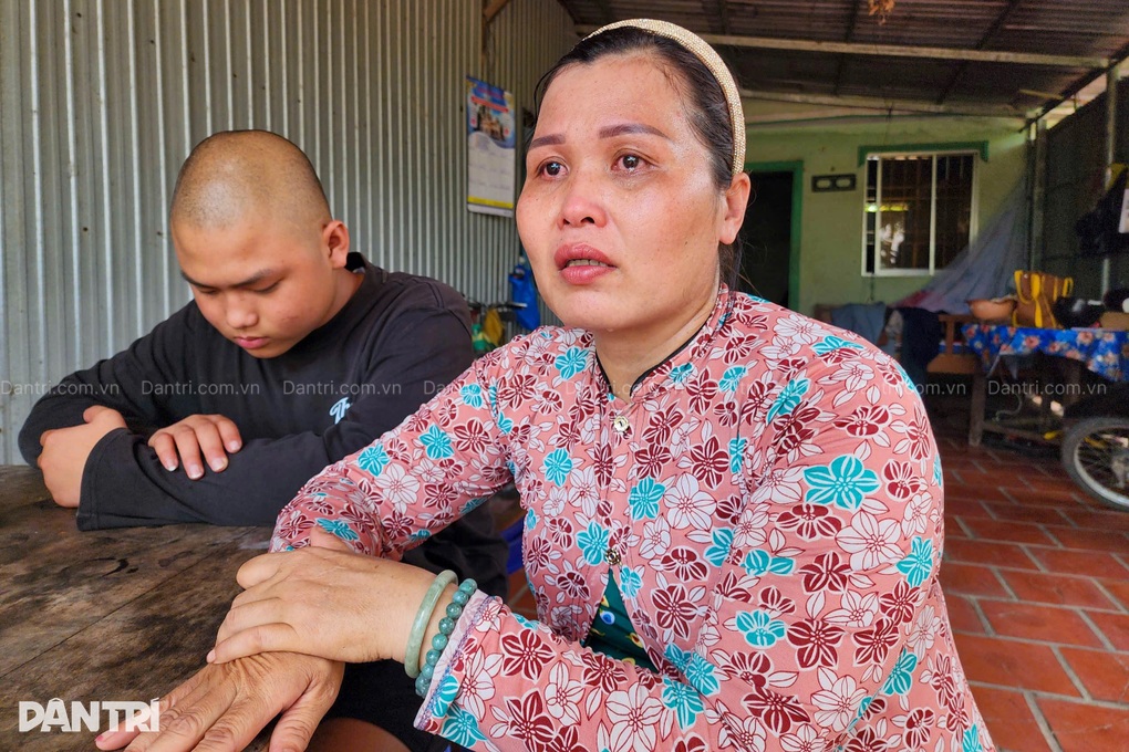 Mẹ nghèo cầu xin giúp con trai ung thư, con gái nguy cơ học hành dang dở - 2