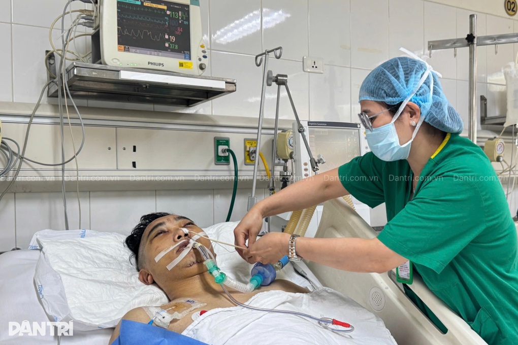 Cựu nam sinh Bách khoa nguy kịch sau biến cố tâm lý, gia đình nghèo cầu cứu - 1