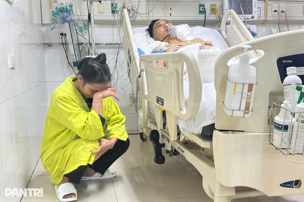 Cựu nam sinh Bách khoa nguy kịch sau biến cố tâm lý, gia đình nghèo cầu cứu - 2