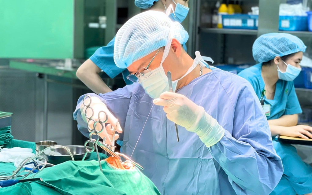 Đau họng&nbsp;dai dẳng&nbsp;6 năm, người phụ nữ bất ngờ phát hiện bệnh hiếm khi đi khám - 3