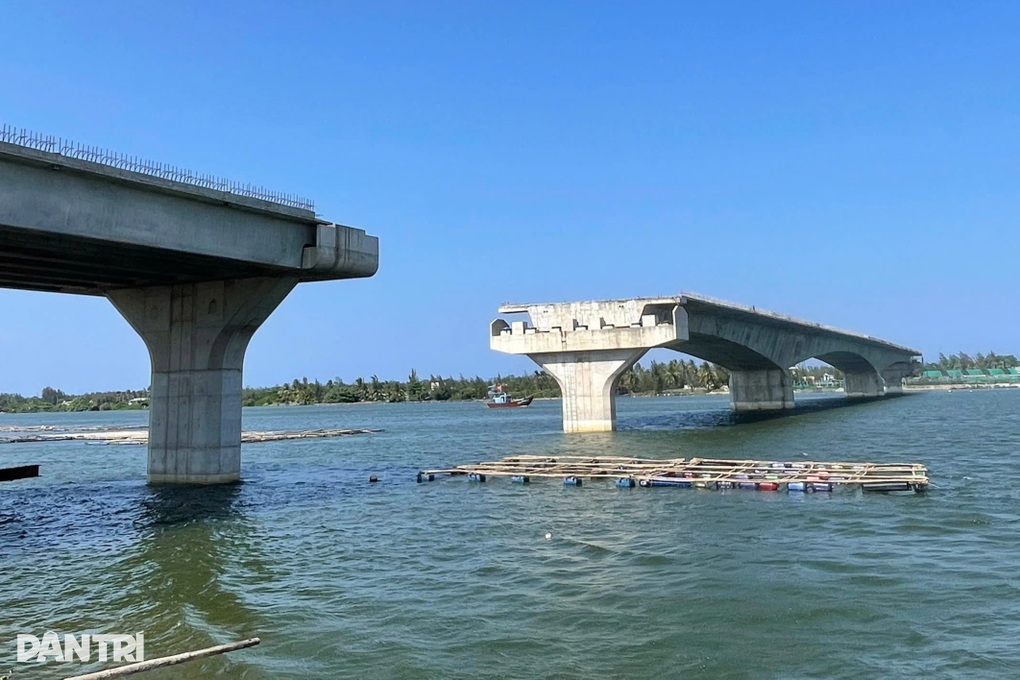 “Tối hậu thư” về tiến độ hoàn thiện đường dẫn các công trình cầu - 1