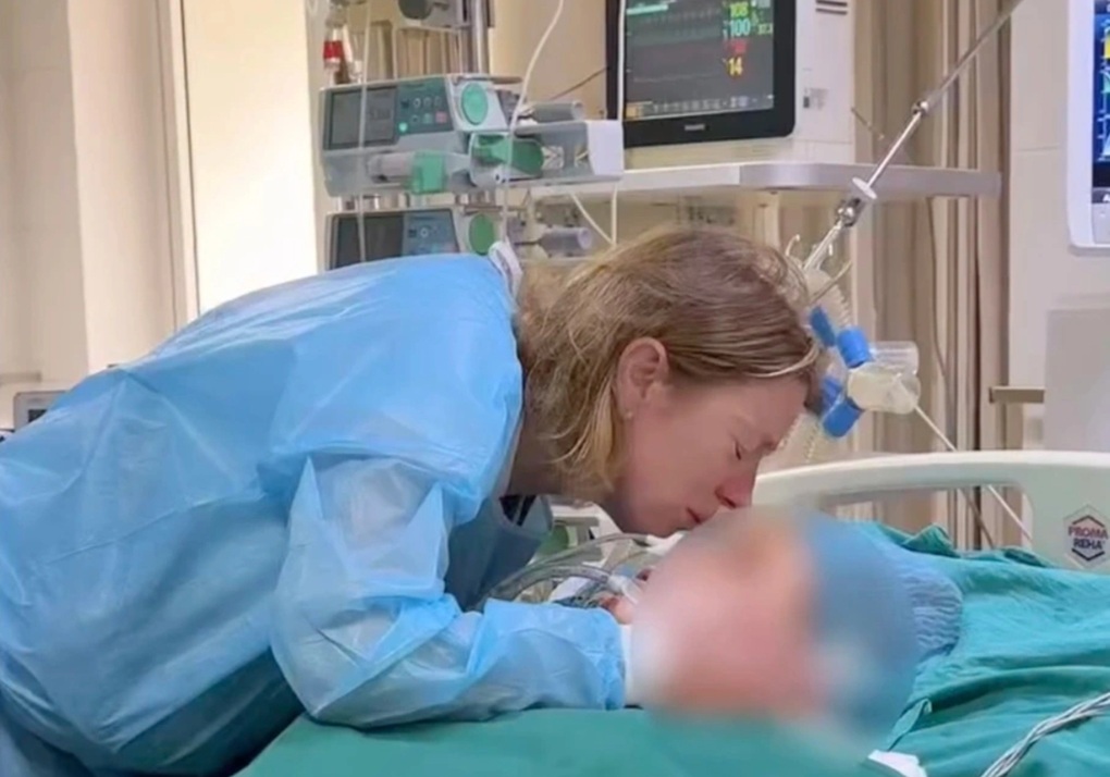 Cô gái 19 tuổi người Anh hiến tạng, trao sự sống tới 3 bệnh nhân Việt Nam - 1