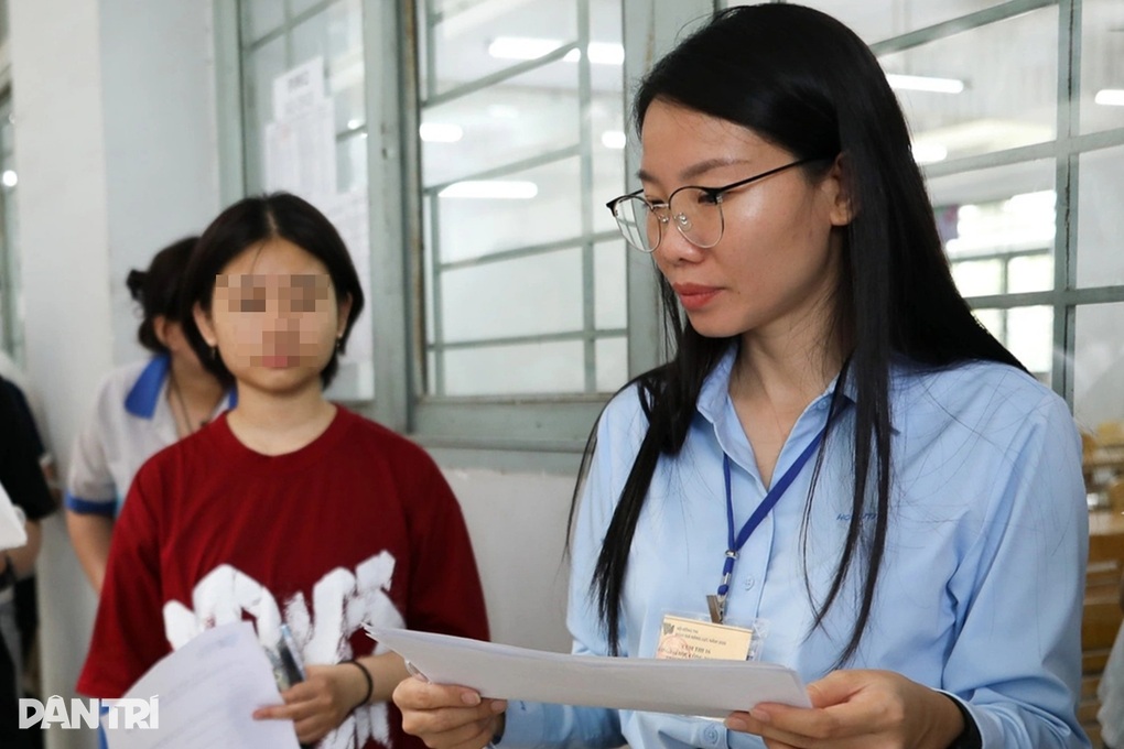 Một học sinh khai gian tuổi để được dự thi đánh giá năng lực - 1