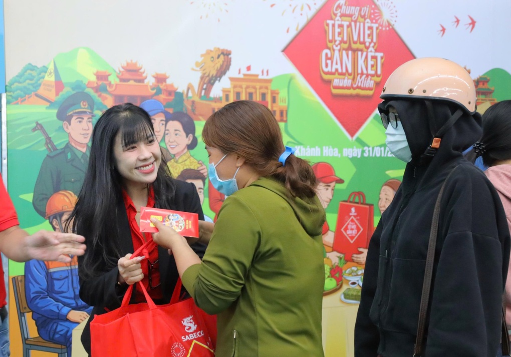 Địa phương bứt tốc với những đóng góp chủ động từ doanh nghiệp - 4 Địa phương bứt tốc với những đóng góp chủ động từ doanh nghiệp - 4