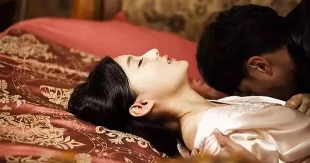 Tôi sa lầy trong quan hệ mập mờ với đồng nghiệp kém tuổi, nhận cái kết đắng - 1 Tôi sa lầy trong quan hệ mập mờ với đồng nghiệp kém tuổi, nhận cái kết đắng - 1