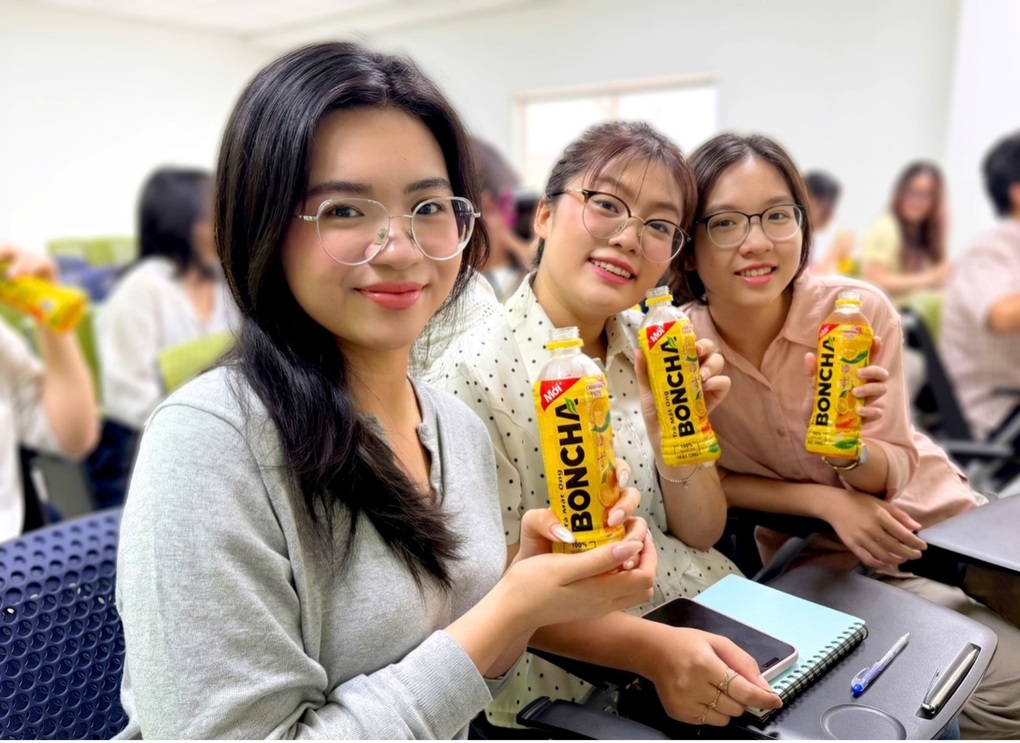 Gen Z bất ngờ khi khám phá nhà máy sản xuất trà mật ong BONCHA - 4 Gen Z bất ngờ khi khám phá nhà máy sản xuất trà mật ong BONCHA - 4