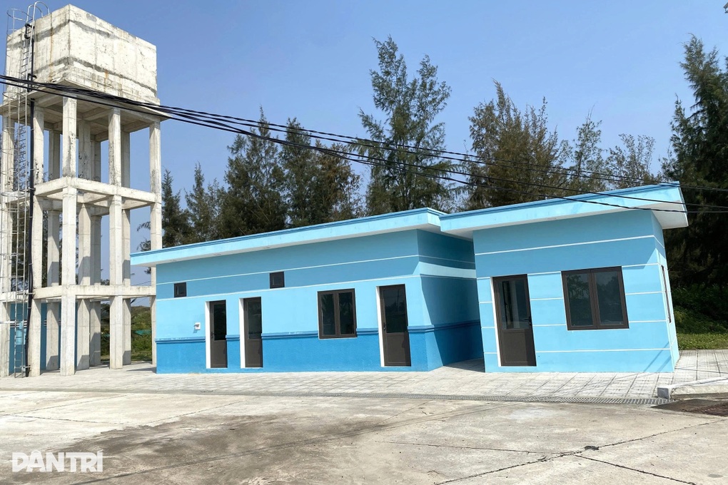 Cảnh đìu hiu ở cảng cá được đầu tư 120 tỷ đồng - 3 Cảnh đìu hiu ở cảng cá được đầu tư 120 tỷ đồng - 3