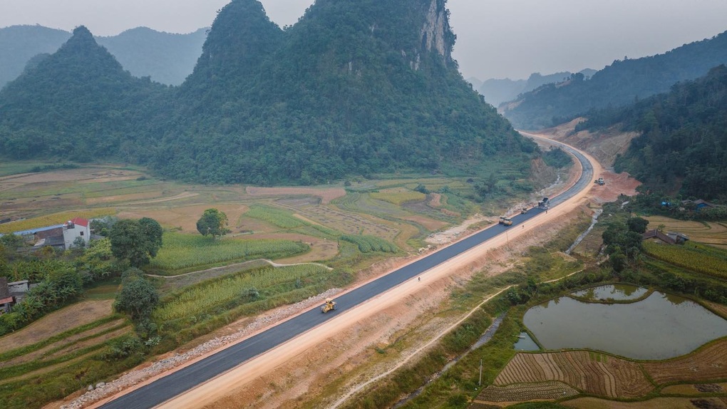 Dự án cao tốc Đồng Đăng - Trà Lĩnh có hàng loạt vi phạm - 1 Dự án cao tốc Đồng Đăng - Trà Lĩnh có hàng loạt vi phạm - 1