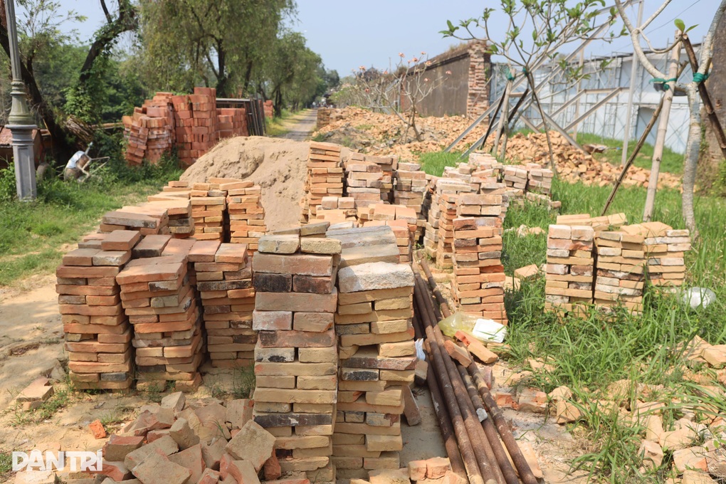 Lý do chưa khắc phục xong đoạn tường Hoàng thành Huế bị sập - 2 Lý do chưa khắc phục xong đoạn tường Hoàng thành Huế bị sập - 2