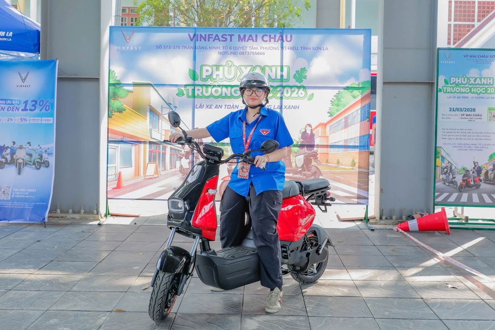 VinFast Amio: Xe máy điện cho học sinh và người nội trợ - 2 VinFast Amio: Xe máy điện cho học sinh và người nội trợ - 2