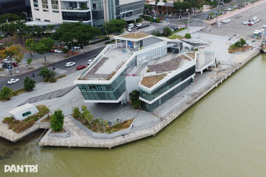 Chuyển đổi công năng bến du thuyền liên quan Phan Văn Anh Vũ - 1