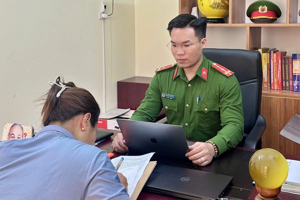 Người phụ nữ chia sẻ thông tin chưa được kiểm chứng trên Facebook - 1