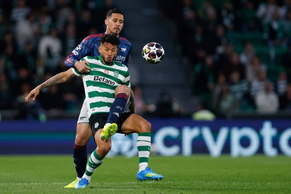 Sai sót khó tin khiến nhiều người bất ngờ ở trận đấu của Arsenal - 2 Sai sót khó tin khiến nhiều người bất ngờ ở trận đấu của Arsenal - 2