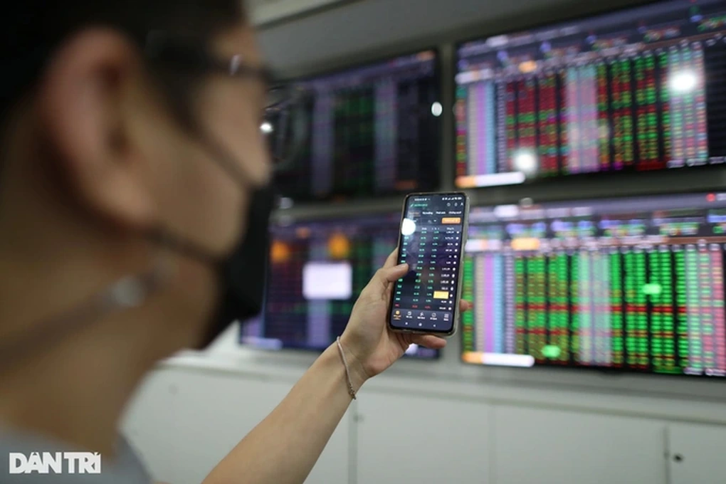 Chứng khoán Việt nâng hạng: Vốn vào ngay hay chỉ tập trung ở vài cổ phiếu? - 2