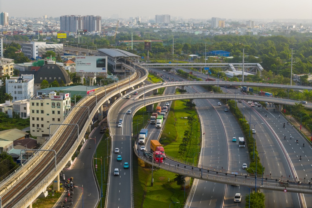 Hạ tầng song hành bất động sản hàng hiệu, thiết lập cục diện khu Đông - 4