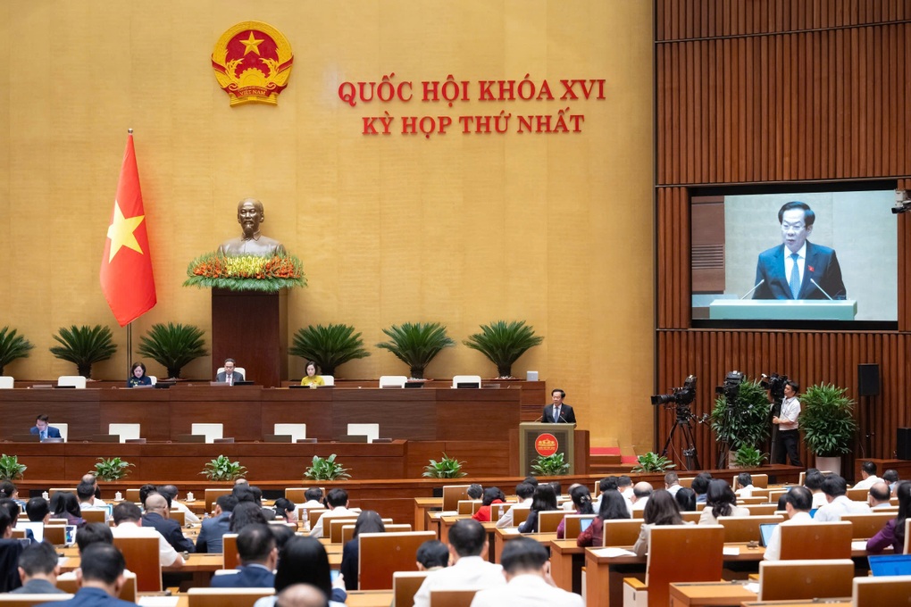 Sửa quy định thi đua, khen thưởng để tạo động lực phát triển đất nước - 2