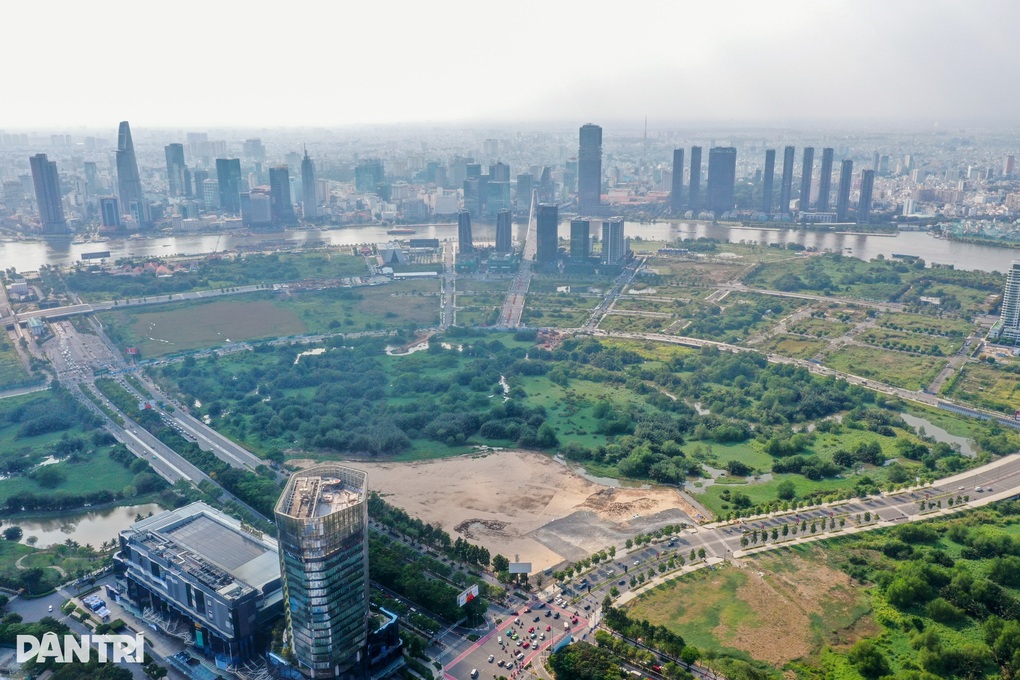 Duyệt quy hoạch tổng thể TPHCM vào tháng 11 - 1