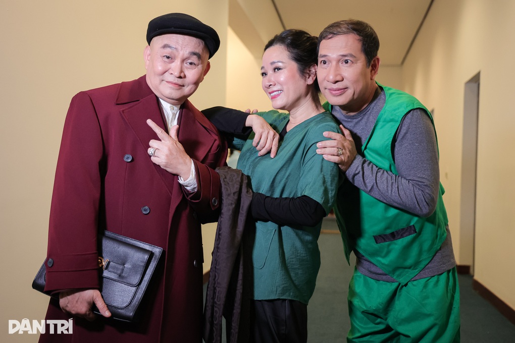 Xuân Hinh hát Thanh Thanh Hiền à, không yêu nói một điều cho xong gây bão - 2