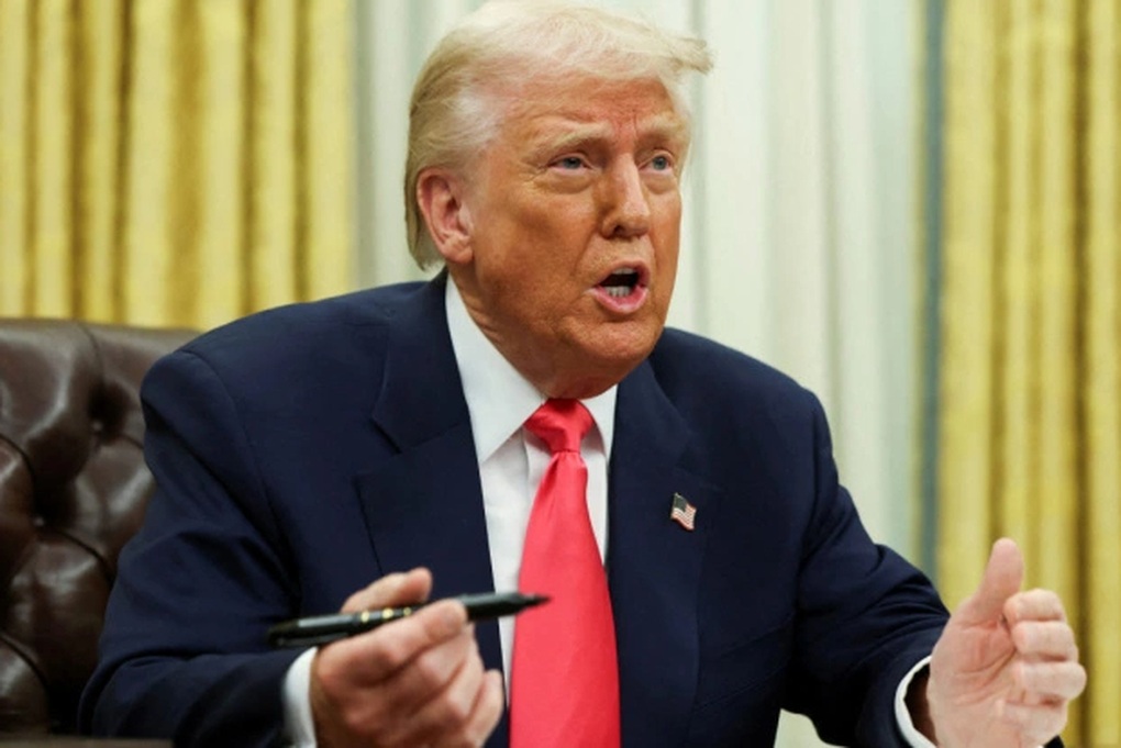 Tổng thống Trump cảnh báo việc Iran thu phí qua Hormuz - 1