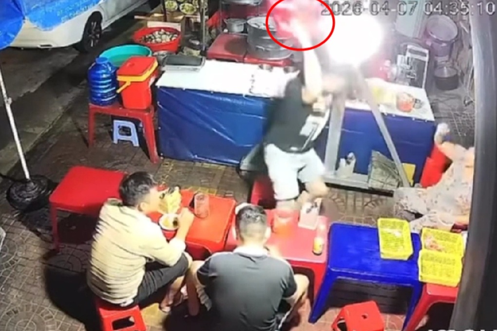 Luật sư phân tích về vụ người đàn ông tấn công bà lão ở quán ăn - 2