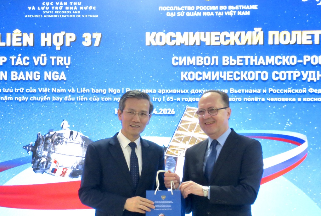Ba phi hành gia Nga gửi thông điệp tới Việt Nam từ ngoài không gian - 2