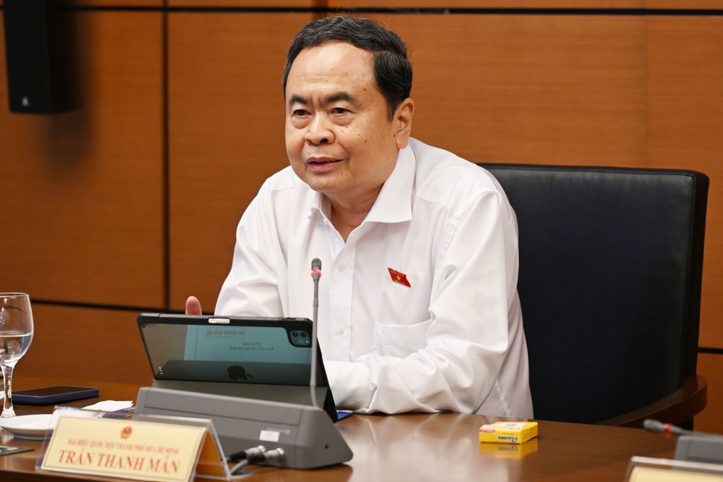 Từ câu chuyện của Singapore, Chủ tịch Quốc hội mong Việt Nam phải số hóa - 1