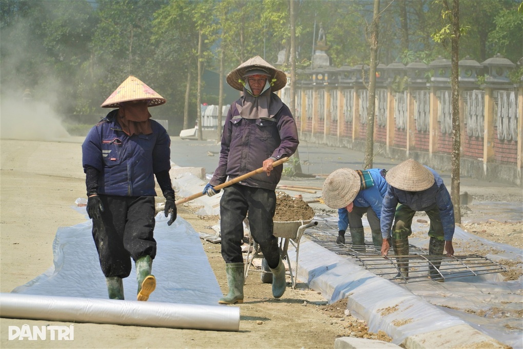Nắng nóng gay gắt tại miền Trung chưa có dấu hiệu hạ nhiệt - 1
