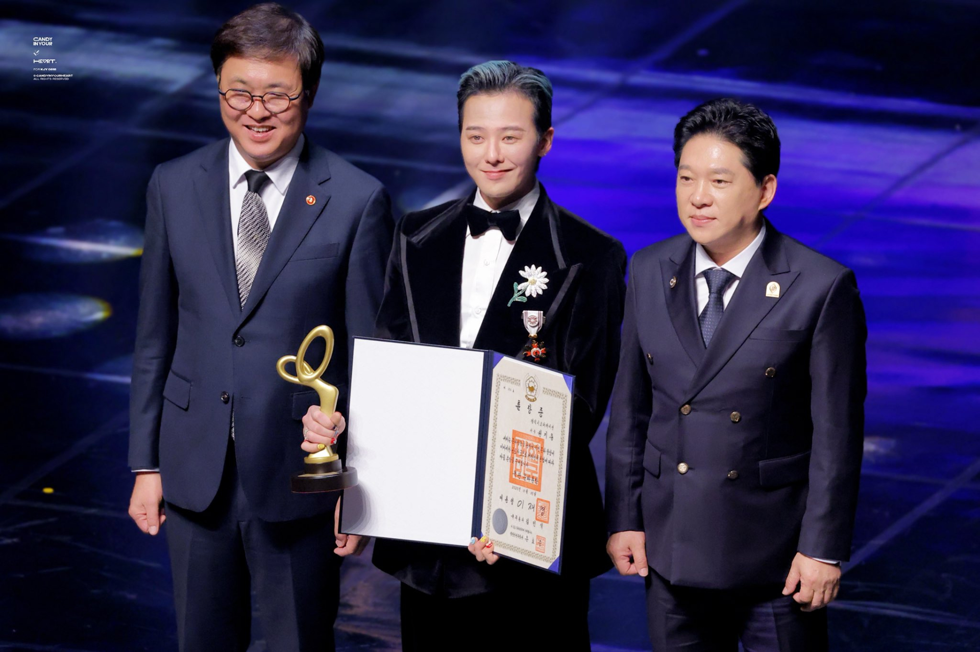 Giáo sư cơ khí thu nhập 7118 tỷ/năm: Chạy show kiếm lời 220 tỷ đồng, diễn ở lễ hội âm nhạc lớn nhất hành tinh- Ảnh 6.