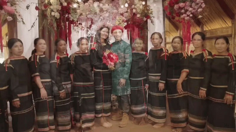 Hoa hậu Việt có thành tích chấn động "địa hạt nhan sắc" lần đầu công bố clip đám cưới bí mật sau 2 năm- Ảnh 4.