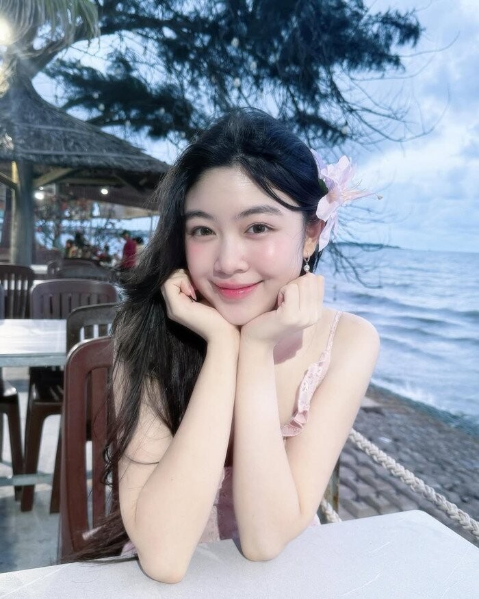 Hôm nay là ngày đặc biệt của Lọ Lem, MC Quyền Linh đã nói điều gì với con gái diệu?- Ảnh 3.