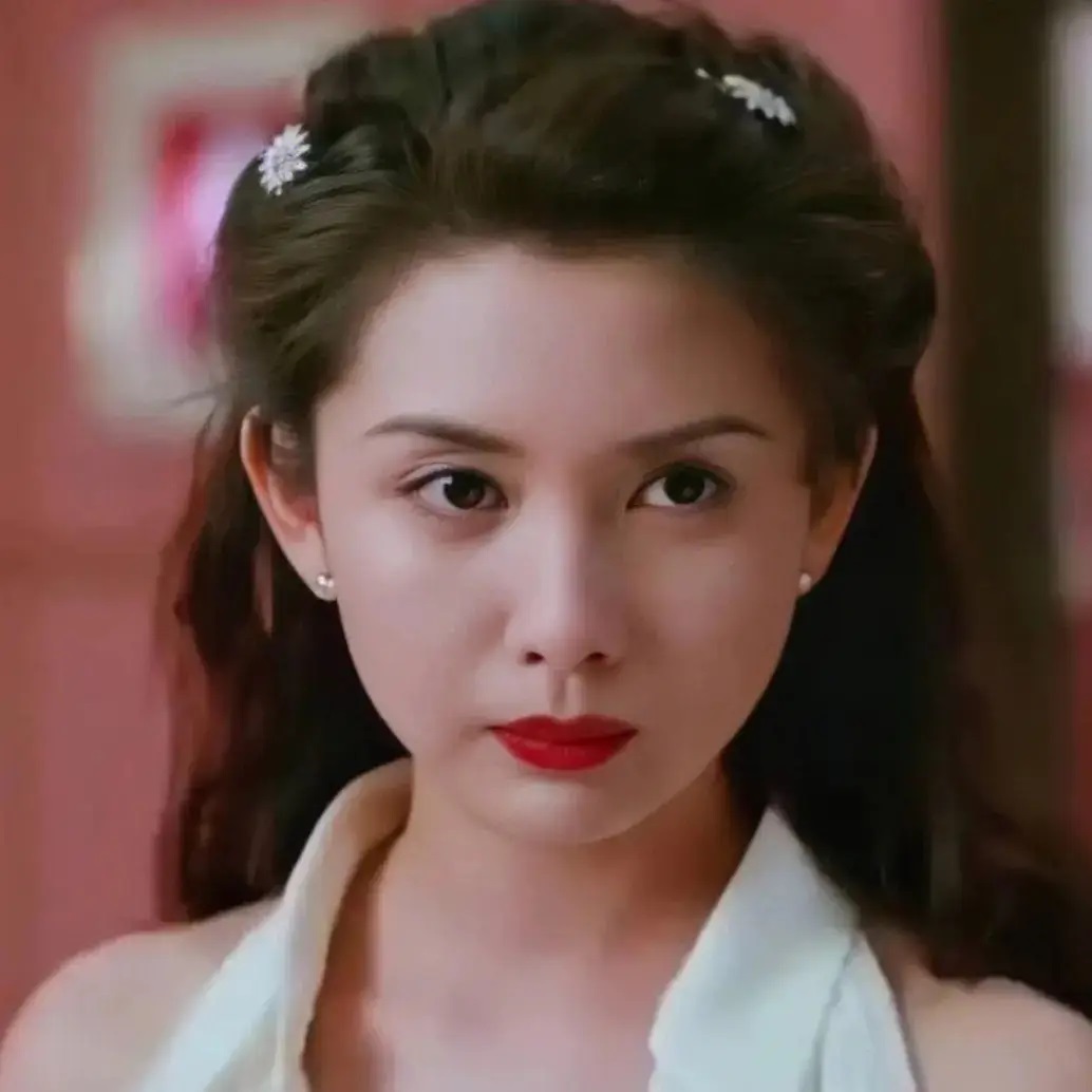 Thời hoàng kim của dòng phim 18+ Hong Kong và những "nàng thơ" làm khuynh đảo màn ảnh thập niên 90- Ảnh 1.