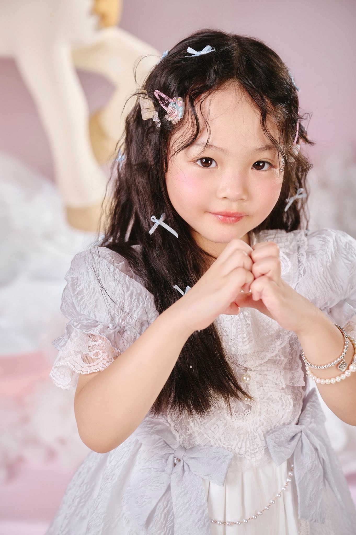 Con gái nữ người mẫu và chủ tịch giàu có vừa lọt lòng đã được mời đóng quảng cáo, bố mẹ nhất quyết không nhận lời vì 1 lý do- Ảnh 3.