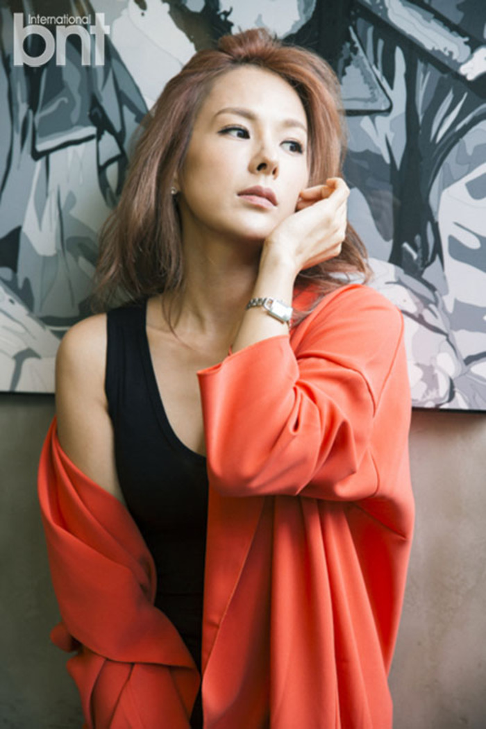 “Nữ thần quân đội” đẹp tới mức khiến hàng triệu binh lính phát cuồng, nhan sắc gần 20 năm trước cứ ngỡ như mới hôm qua- Ảnh 6.