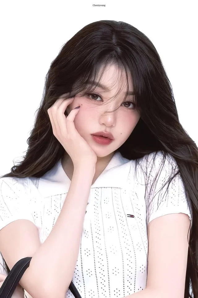 Mỹ nhân được đề cử đẹp nhất thế giới 2026: Công chúa showbiz "ám ảnh center", càng bị ghét càng nổi tiếng- Ảnh 2.