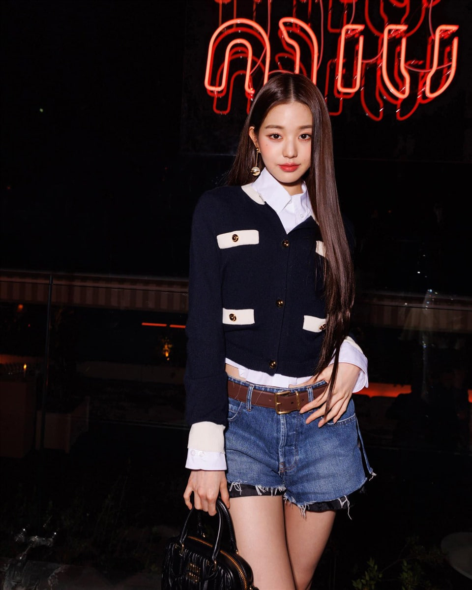 Mỹ nhân được đề cử đẹp nhất thế giới 2026: Công chúa showbiz "ám ảnh center", càng bị ghét càng nổi tiếng- Ảnh 5.