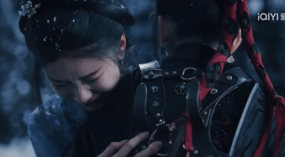 Nhìn mỹ nhân này khóc còn buồn cười hơn xem 100 bộ phim hài, méo mó mặt mày không có nổi 1 giọt nước mắt- Ảnh 3.