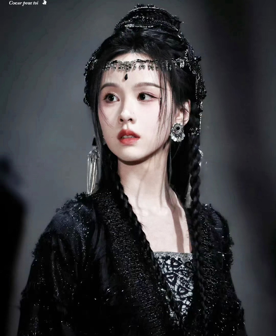 Nhìn mỹ nhân này khóc còn buồn cười hơn xem 100 bộ phim hài, méo mó mặt mày không có nổi 1 giọt nước mắt- Ảnh 6.