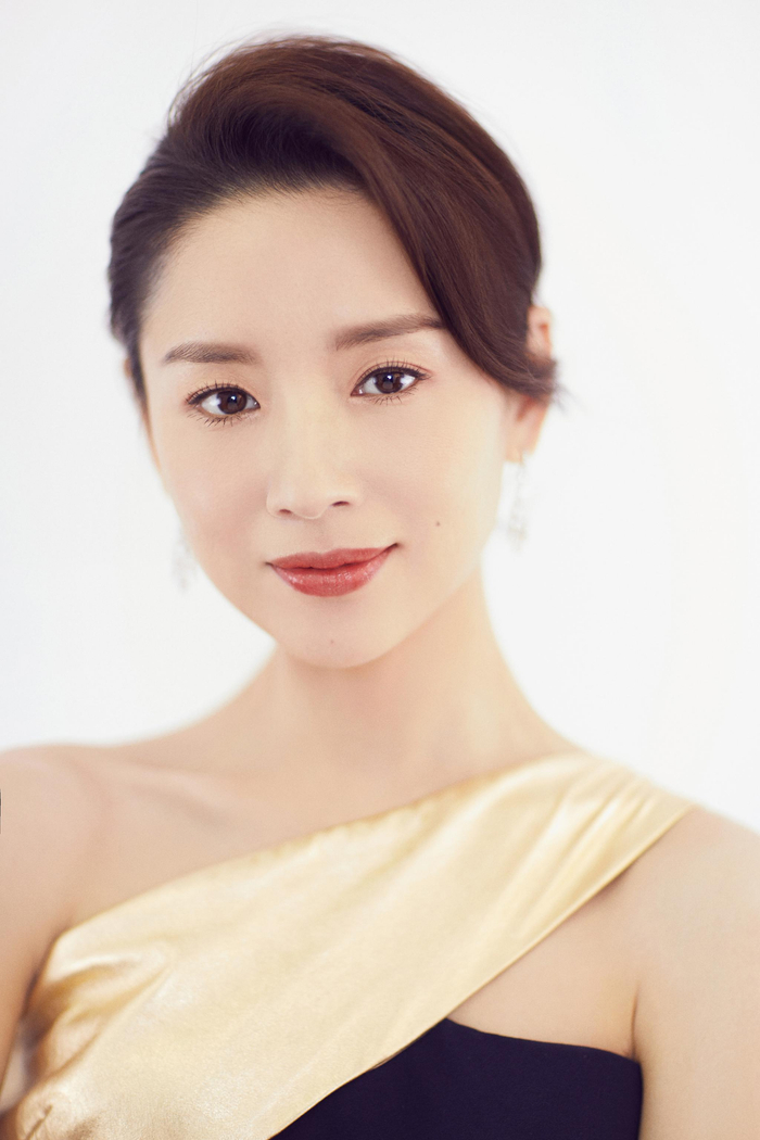 Mỹ nhân khiến Lưu Diệc Phi cũng bị lấn át ánh hào quang, nay chuyển mình ngoạn mục kiếm một lúc 727 tỷ đồng- Ảnh 1. Mỹ nhân khiến Lưu Diệc Phi cũng bị lấn át ánh hào quang, nay chuyển mình ngoạn mục kiếm một lúc 727 tỷ đồng- Ảnh 1.