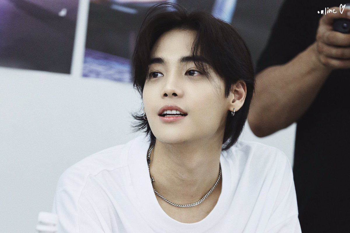 Nam nghệ sĩ đang nổi tiếng thì mất tích kỳ lạ 6 năm, khiến đồng nghiệp lo lắng "chỉ cần còn sống đâu đó là được rồi"- Ảnh 5.