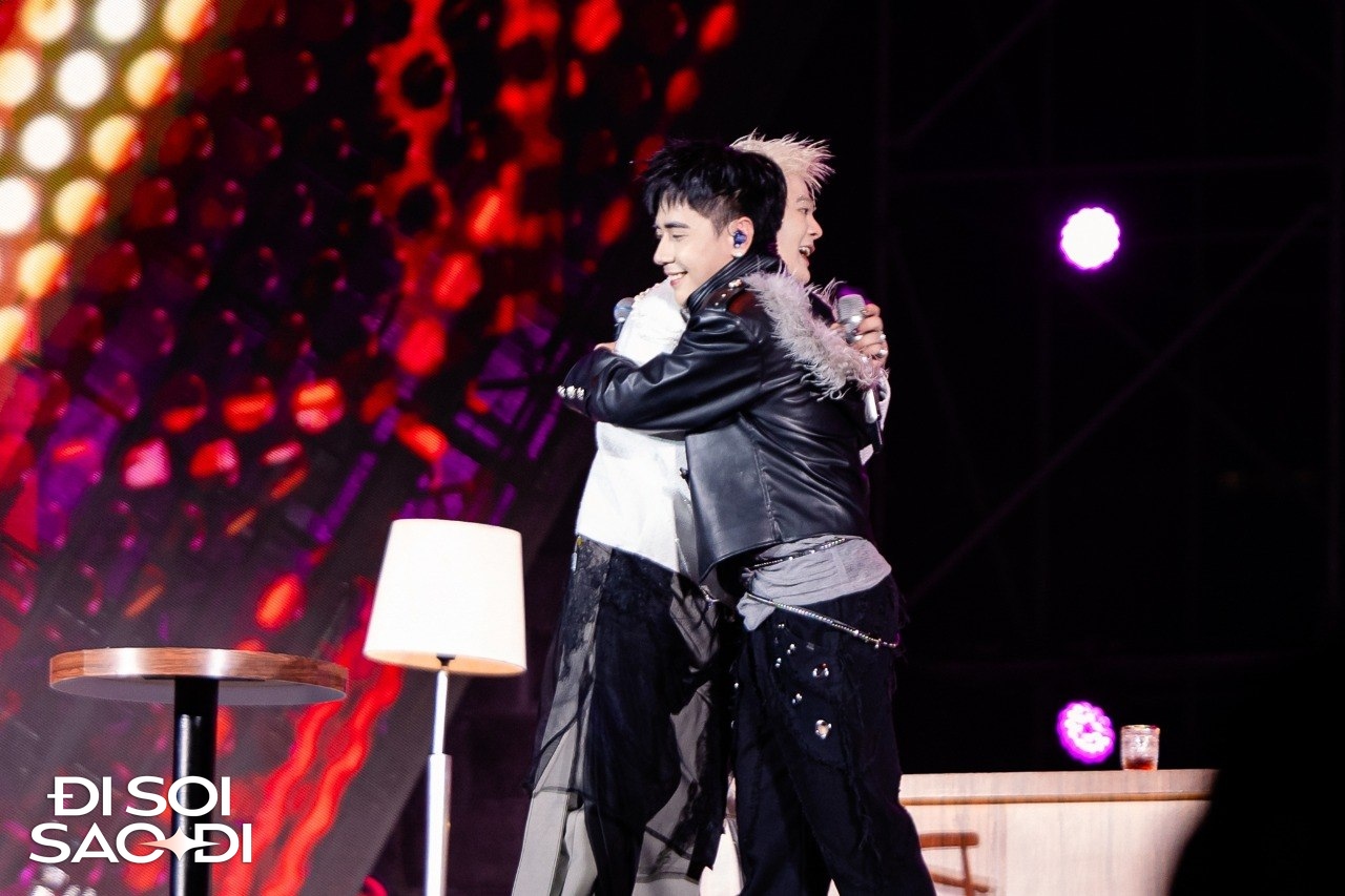 RHYDER và concert LUMINARHY: Ở tuổi 25, một nghệ sĩ trẻ chứng minh mình đủ sức gánh cả giấc mơ lớn!- Ảnh 2. RHYDER và concert LUMINARHY: Ở tuổi 25, một nghệ sĩ trẻ chứng minh mình đủ sức gánh cả giấc mơ lớn!- Ảnh 2.