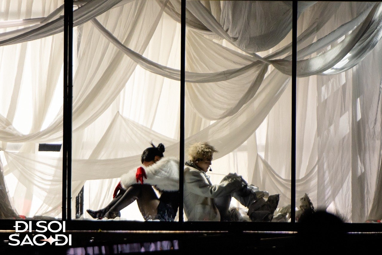 RHYDER và concert LUMINARHY: Ở tuổi 25, một nghệ sĩ trẻ chứng minh mình đủ sức gánh cả giấc mơ lớn!- Ảnh 7. RHYDER và concert LUMINARHY: Ở tuổi 25, một nghệ sĩ trẻ chứng minh mình đủ sức gánh cả giấc mơ lớn!- Ảnh 7.