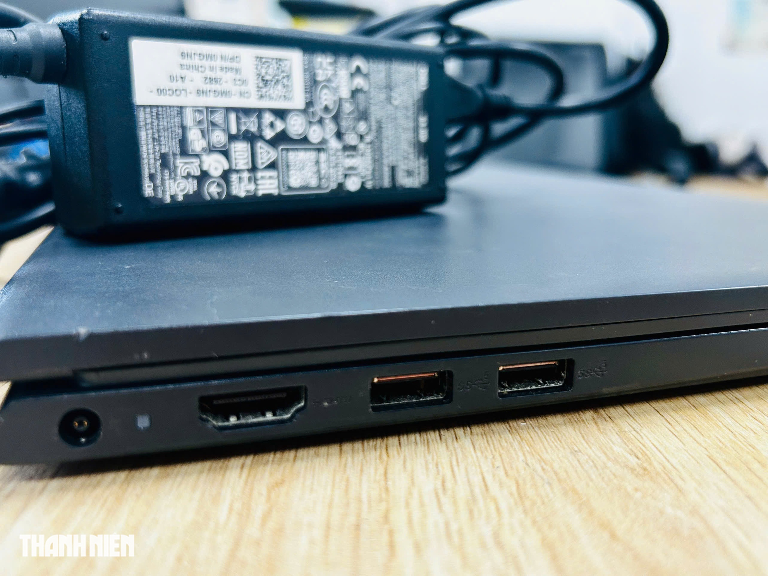 Tại sao những chiếc laptop 'xịn' nhất vẫn dùng cổng USB từ 26 năm trước? - Ảnh 1.