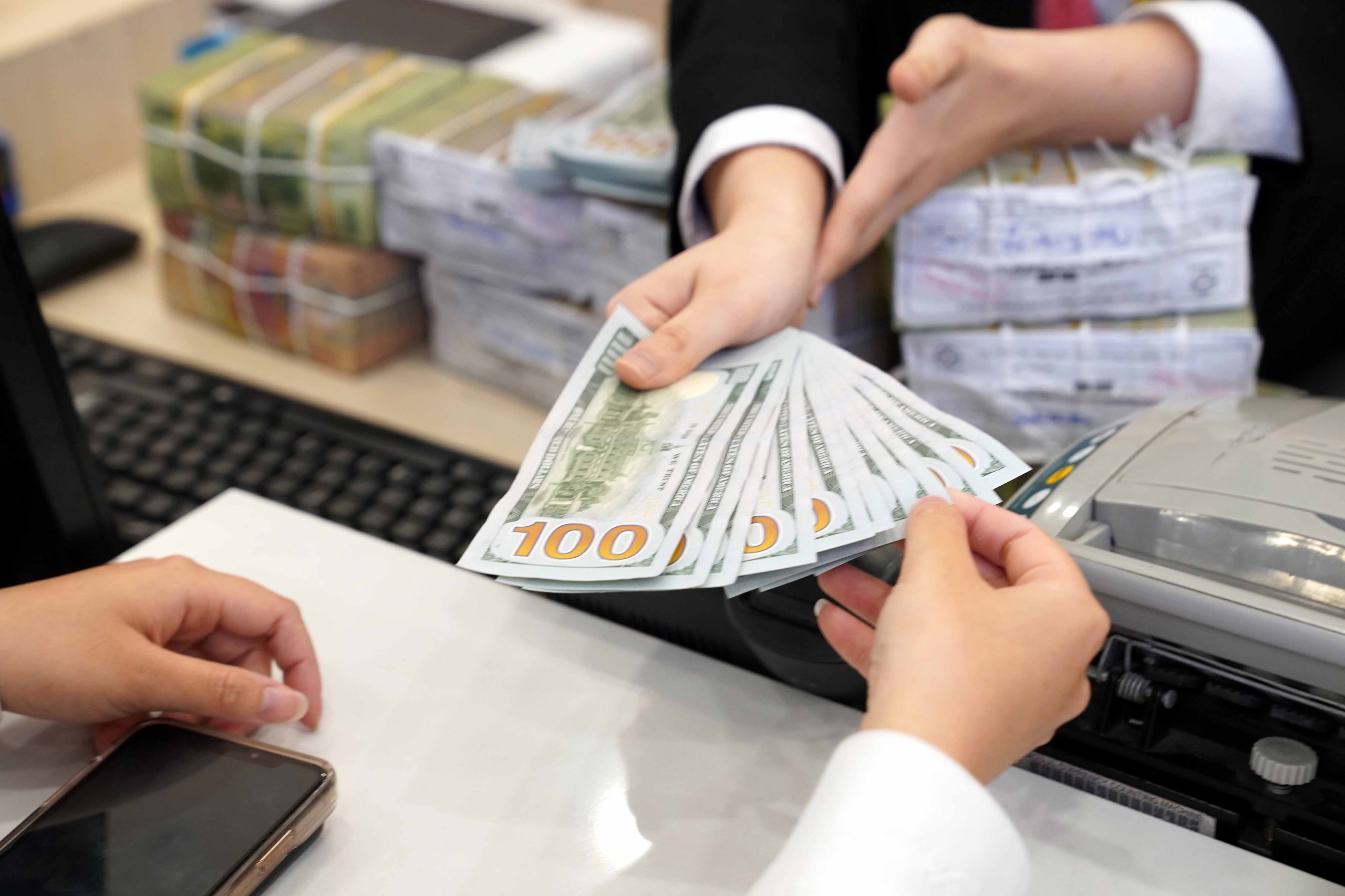 Giá USD hôm nay 6.4.2026: Quay đầu giảm cùng euro, yen Nhật- Ảnh 1. Giá USD hôm nay 6.4.2026: Quay đầu giảm cùng euro, yen Nhật- Ảnh 1.